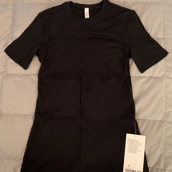 lululemon athletica Tops - Lululemon LA Tight SS Tee